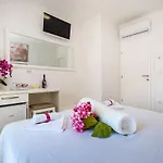 Luxury Old Town 扎达尔