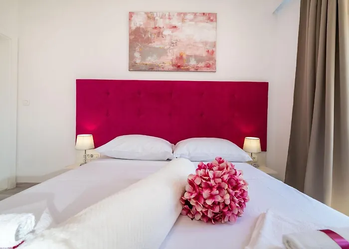 Luxury Old Town 3*