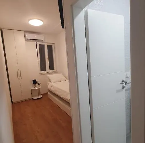 Luxury Old Town B&B