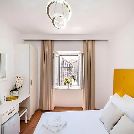 Bed & Breakfast Luxury Old Town 3*