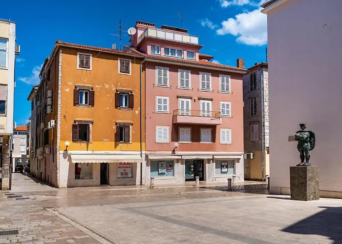 krevet i doručak Luxury Old Town