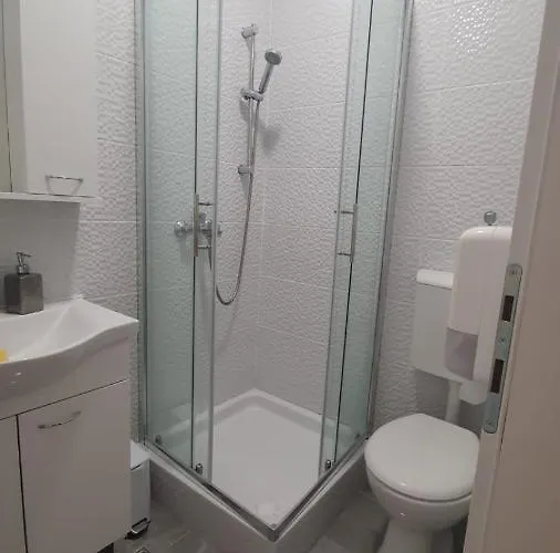 Luxury Old Town krevet i doručak 3*